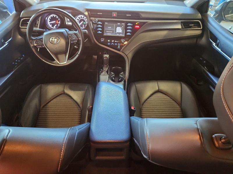 55493406 :رقم المزاد ، 4T1B11HK6KU766310 vin ، 2019 Toyota Camry مزاد بيع
