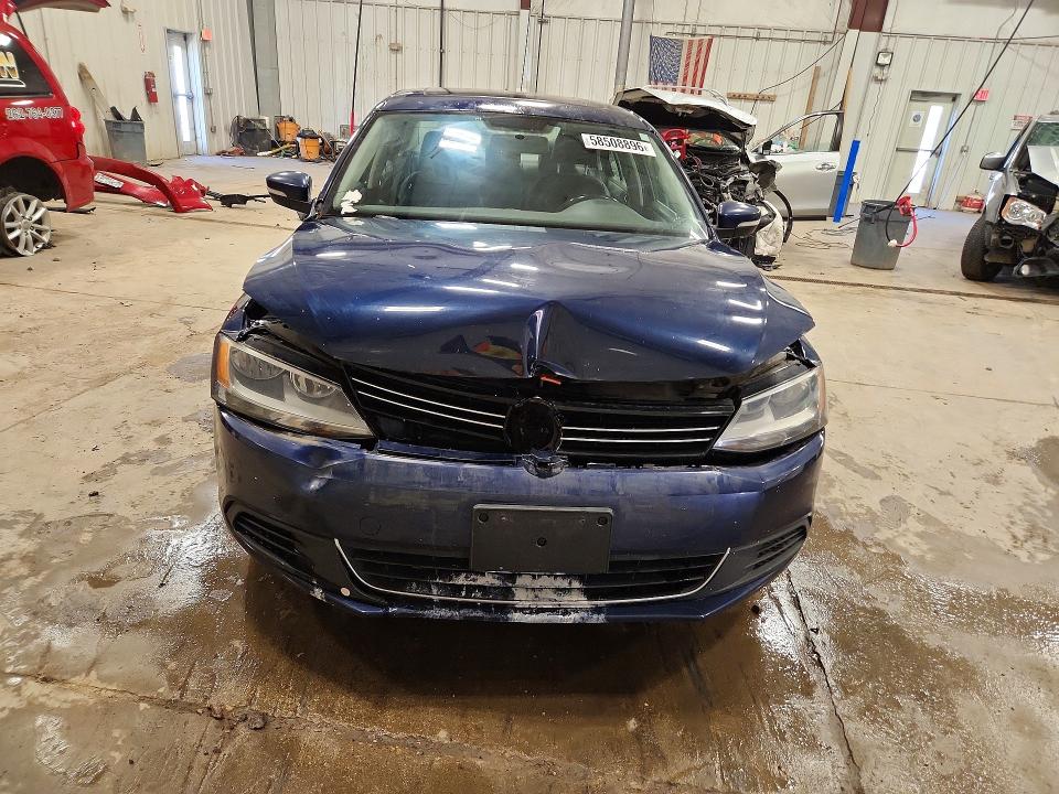 2013 Volkswagen Jetta მანქანა იყიდება აუქციონზე, vin: 3VWDX7AJ2DM428987, აუქციონის ნომერი: 58508896