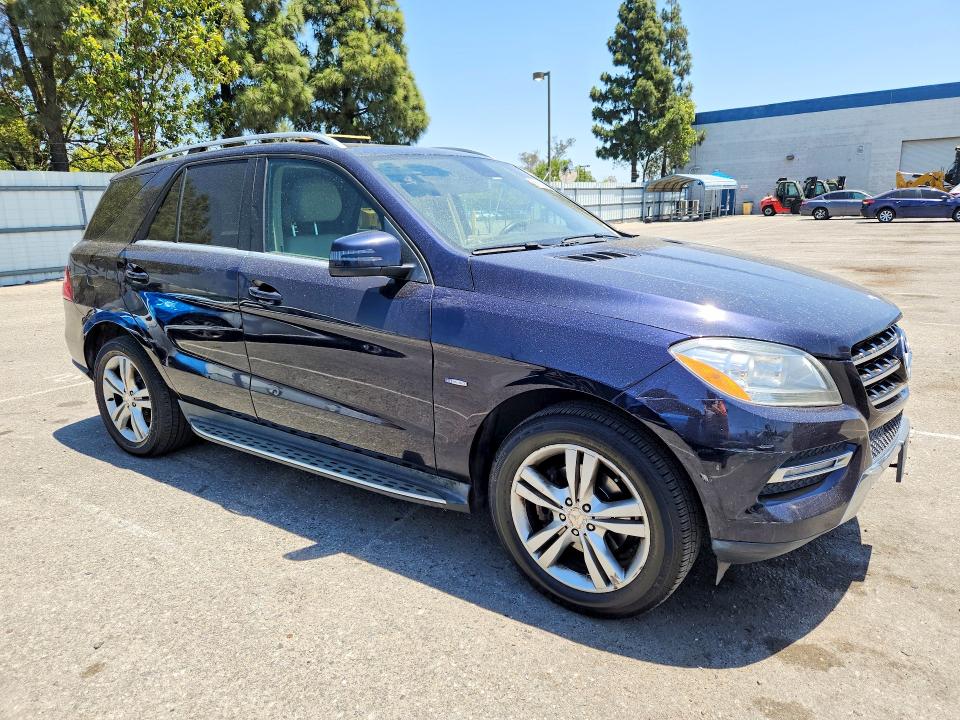 56168336 :رقم المزاد ، 4JGDA5HB0CA019840 vin ، 2012 Mercedes-benz Ml مزاد بيع