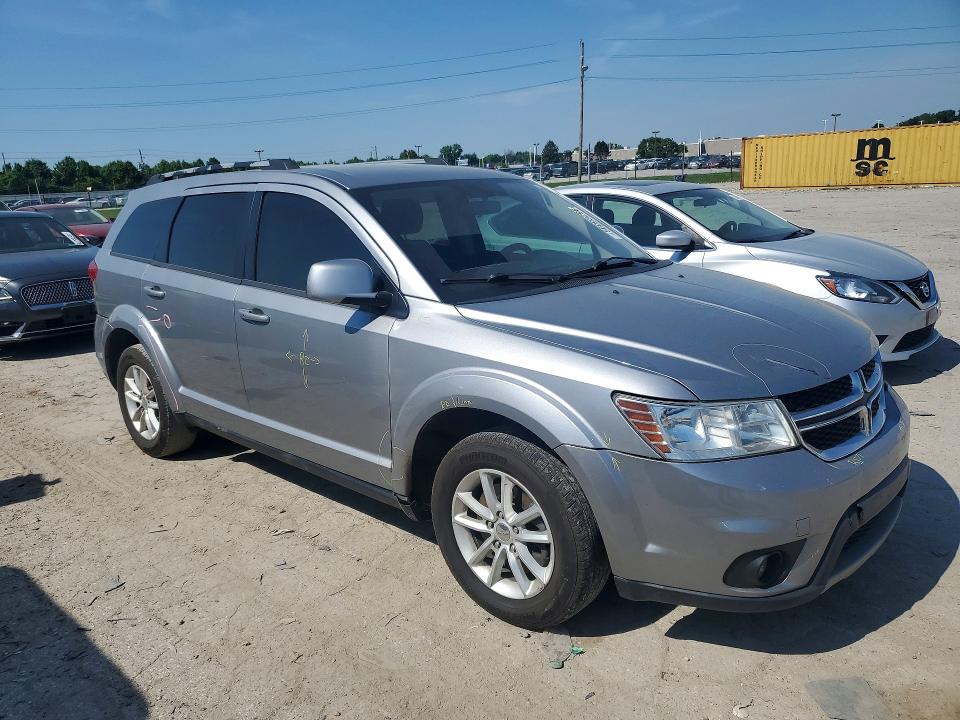 56093296 :رقم المزاد ، 3C4PDCBGXHT588857 vin ، 2017 Dodge Journey مزاد بيع