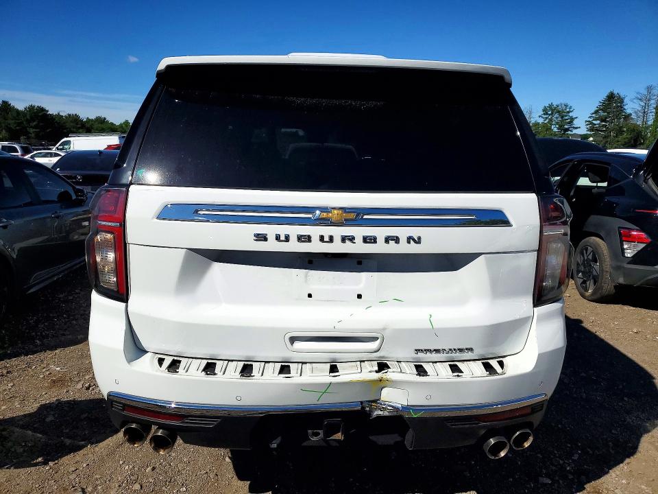 Продаж на аукціоні авто 2021 Chevrolet Suburban, vin: 1GNSKFKD0MR341848, номер лоту: 57530306