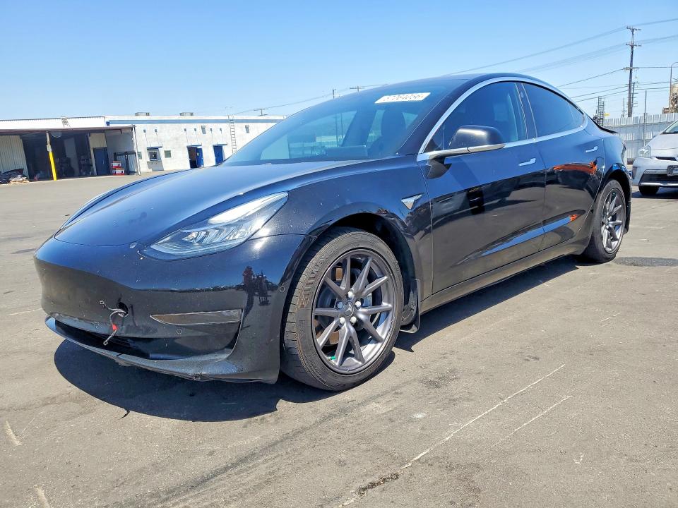 Auction sale of the 2018 Tesla Model 3, vin: 5YJ3E1EB7JF150284, lot number: 57064056