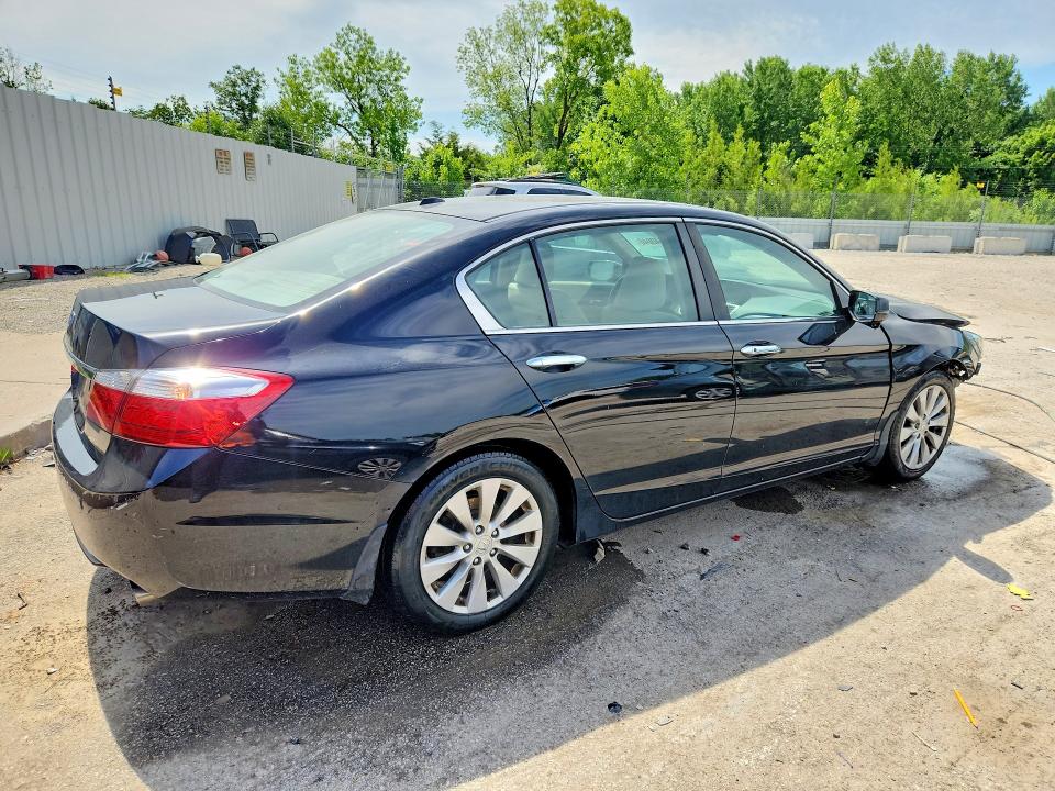56840046 :رقم المزاد ، 1HGCR2F80DA163664 vin ، 2013 Honda Accord مزاد بيع