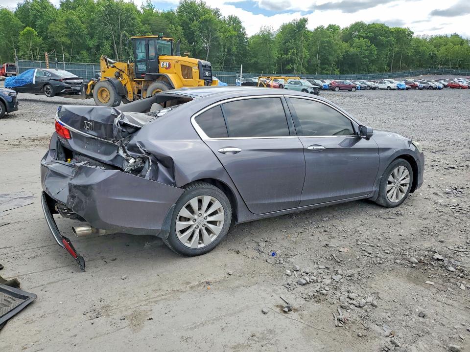 2015 Honda Accord მანქანა იყიდება აუქციონზე, vin: 1HGCR3F85FA016331, აუქციონის ნომერი: 56243246