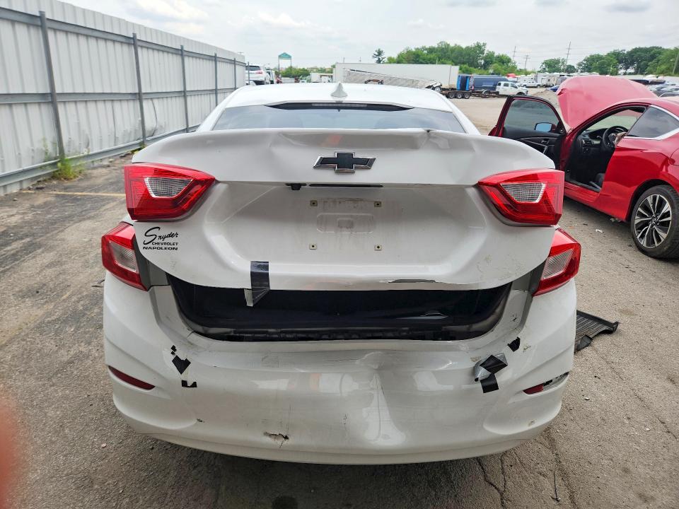 2017 Chevrolet Cruze მანქანა იყიდება აუქციონზე, vin: 1G1BE5SM6H7244674, აუქციონის ნომერი: 55875116