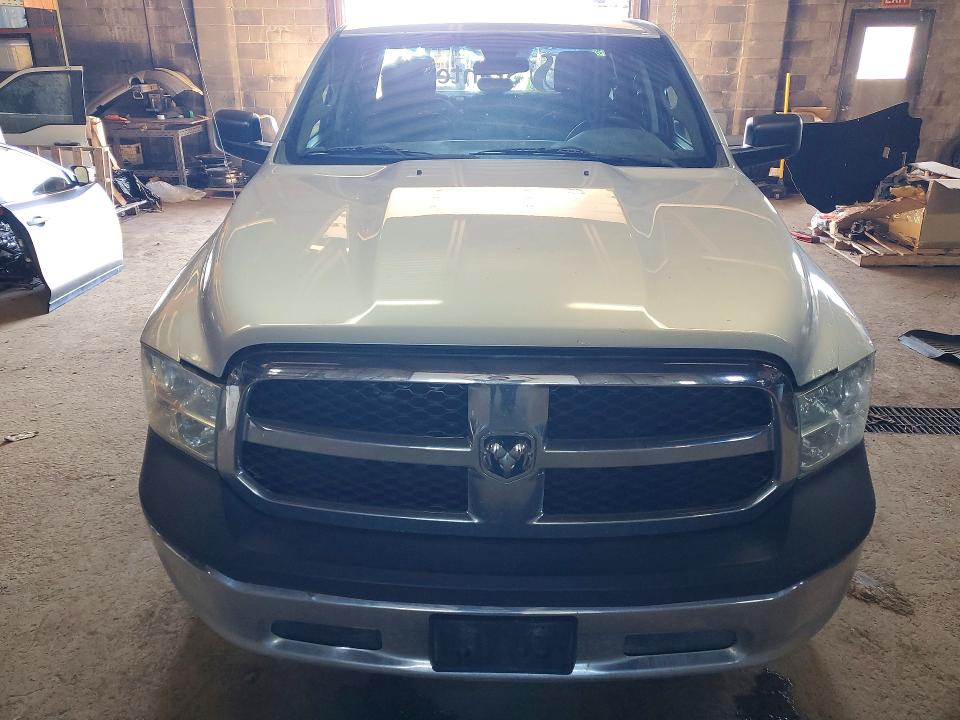 58197366 :رقم المزاد ، 1C6RR7FT7FS594744 vin ، 2015 Ram 1500 مزاد بيع