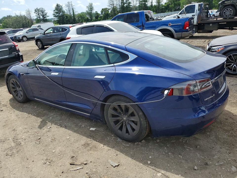 Продажа на аукционе авто 2018 Tesla Model S, vin: 5YJSA1E2XJF297822, номер лота: 57339586
