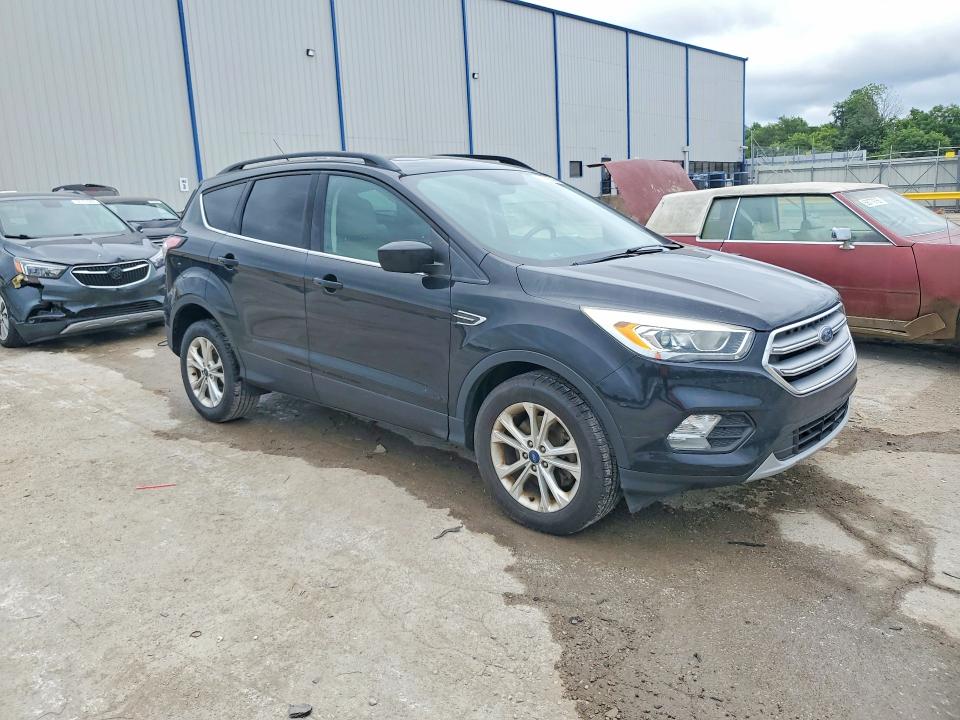 Продажа на аукционе авто 2017 Ford Escape, vin: 1FMCU9GD6HUE90247, номер лота: 56310086
