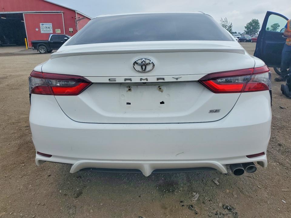 Продажа на аукционе авто 2021 Toyota Camry, vin: 4T1G11AK7MU438977, номер лота: 57007746