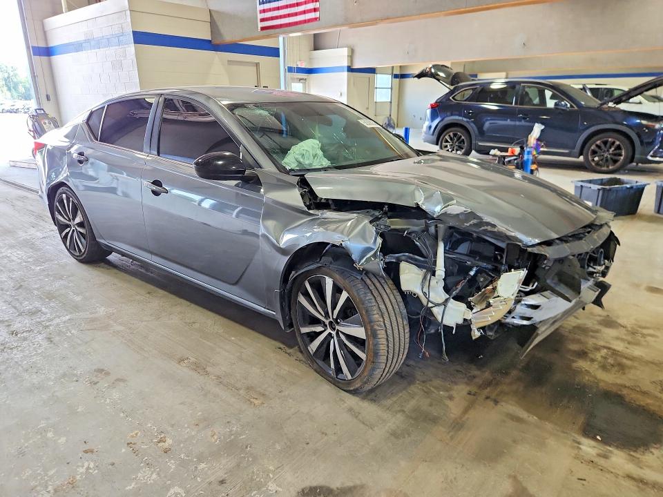 Продажа на аукционе авто 2019 Nissan Altima, vin: 1N4BL4CV5KC197303, номер лота: 58309236