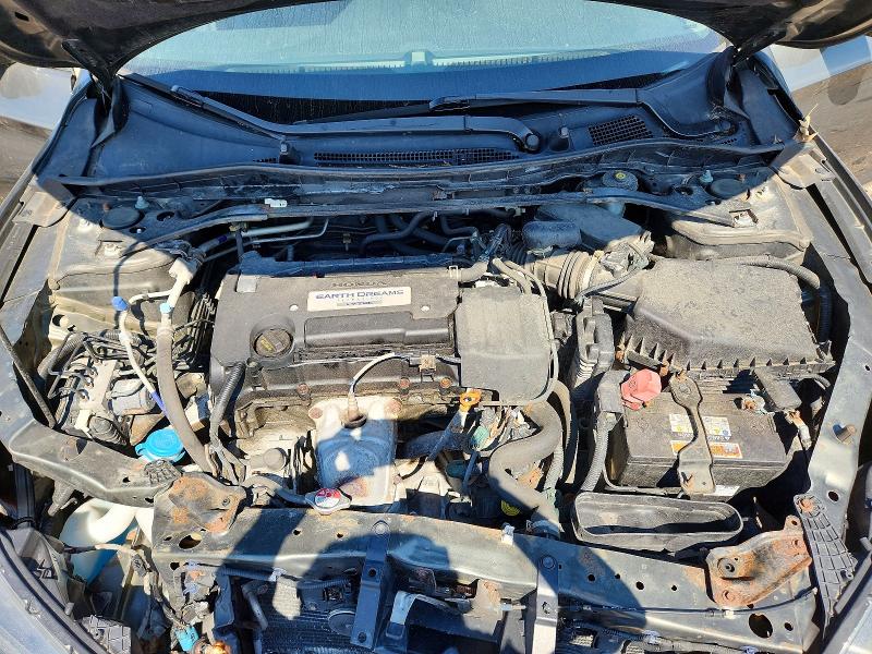 58296086 :رقم المزاد ، 1HGCR2F8XFA063865 vin ، 2015 Honda Accord مزاد بيع