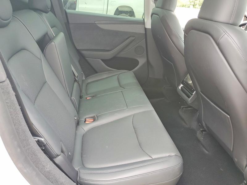 57173876 :رقم المزاد ، 7SAYGDED3TF529663 vin ، 2026 Tesla Model Y مزاد بيع