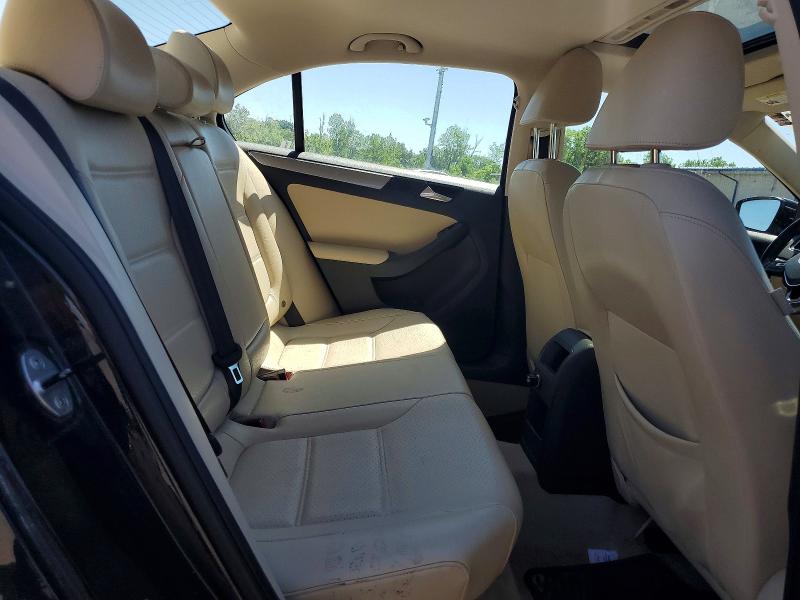 55933846 :رقم المزاد ، 3VWD17AJXFM351404 vin ، 2015 Volkswagen Jetta مزاد بيع