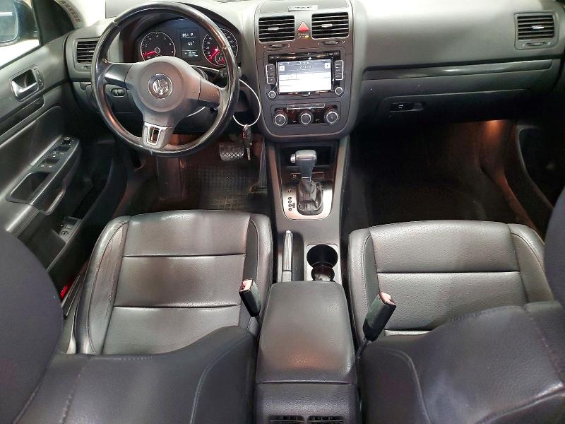 57737556 :رقم المزاد ، 3VWRX7AJ6AM041537 vin ، 2010 Volkswagen Jetta مزاد بيع