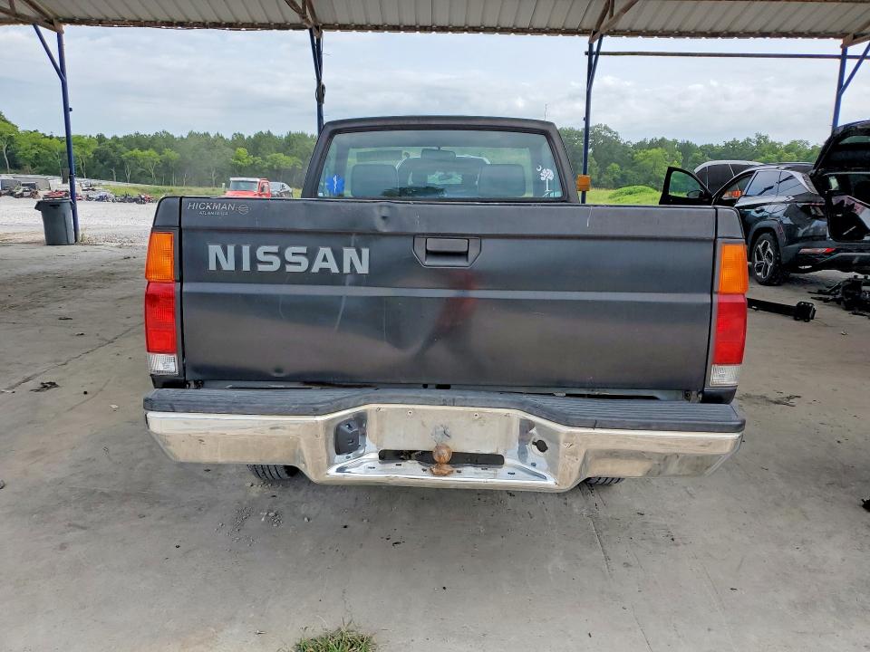 58784796 :رقم المزاد ، 1N6SD11S8PC377796 vin ، 1993 Nissan Truck مزاد بيع