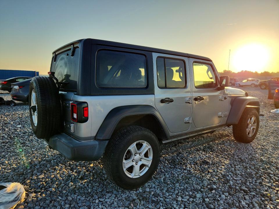 58465806 :رقم المزاد ، 1C4HJXDG4KW516376 vin ، 2019 Jeep Wrangler Unlimited مزاد بيع
