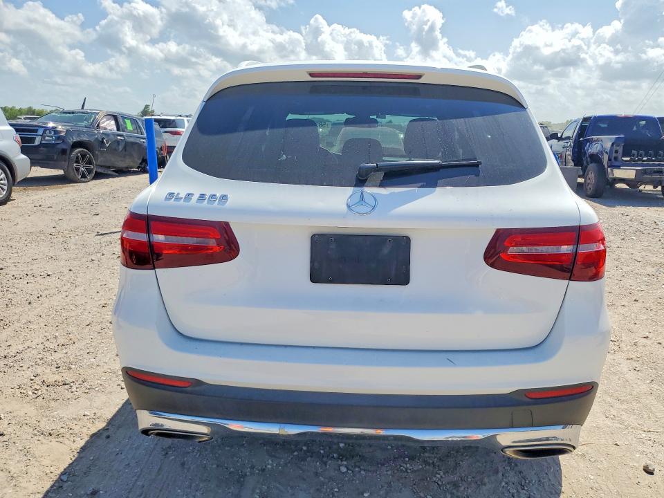 58327626 :رقم المزاد ، WDC0G4JB9HF204754 vin ، 2017 Mercedes-benz Glc مزاد بيع