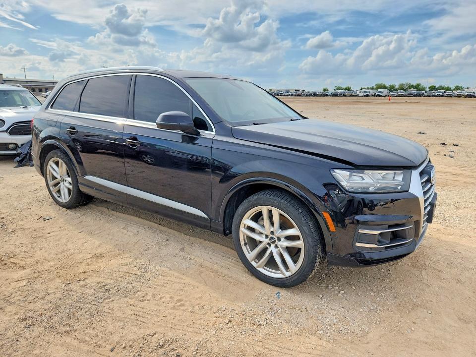 56168556 :رقم المزاد ، WA1VAAF71HD020947 vin ، 2017 Audi Q7 مزاد بيع