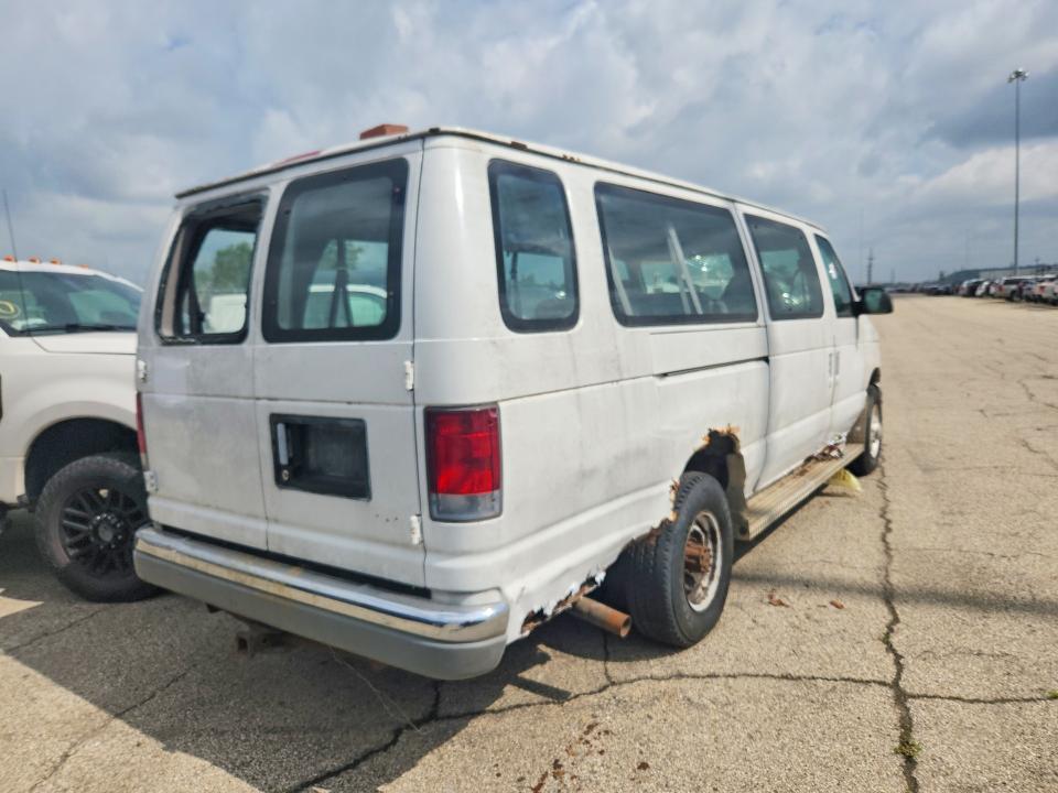52383786 :رقم المزاد ، 1FBSS31LXWHB02272 vin ، 1998 Ford Econoline مزاد بيع