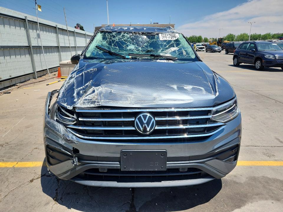 56617596 :رقم المزاد ، 3VVMB7AX1RM011228 vin ، 2024 Volkswagen Tiguan مزاد بيع