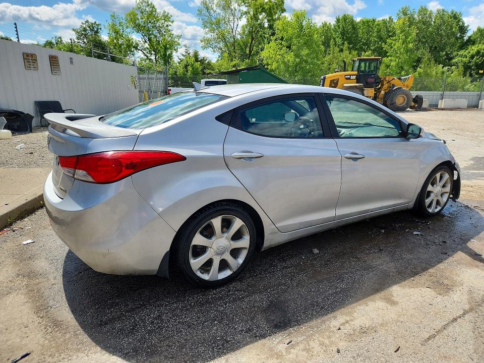 Продажа на аукционе авто 2013 Hyundai Elantra, vin: KMHDH4AE0DU780782, номер лота: 57403046