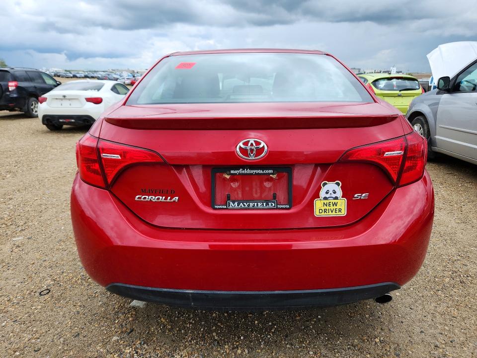 57603036 :رقم المزاد ، 2T1BURHE2JC044588 vin ، 2018 Toyota Corolla مزاد بيع