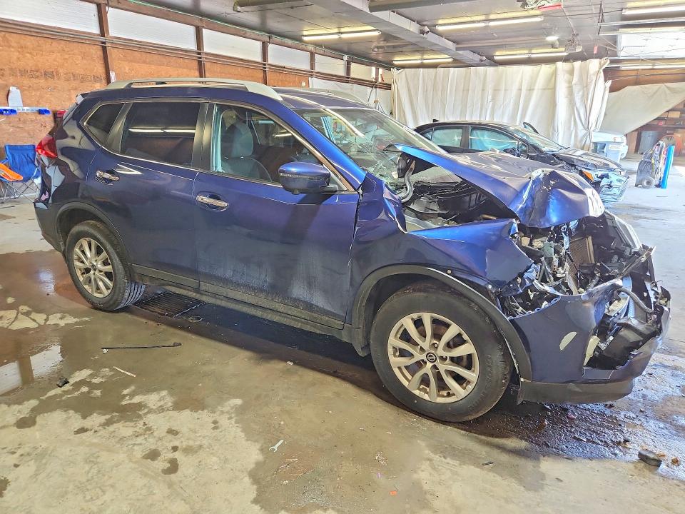 56544856 :رقم المزاد ، 5N1AT2MVXHC878957 vin ، 2017 Nissan Rogue مزاد بيع