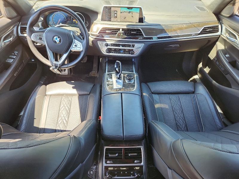 55880146 :رقم المزاد ، WBA7F2C53HG421811 vin ، 2017 Bmw 750 مزاد بيع