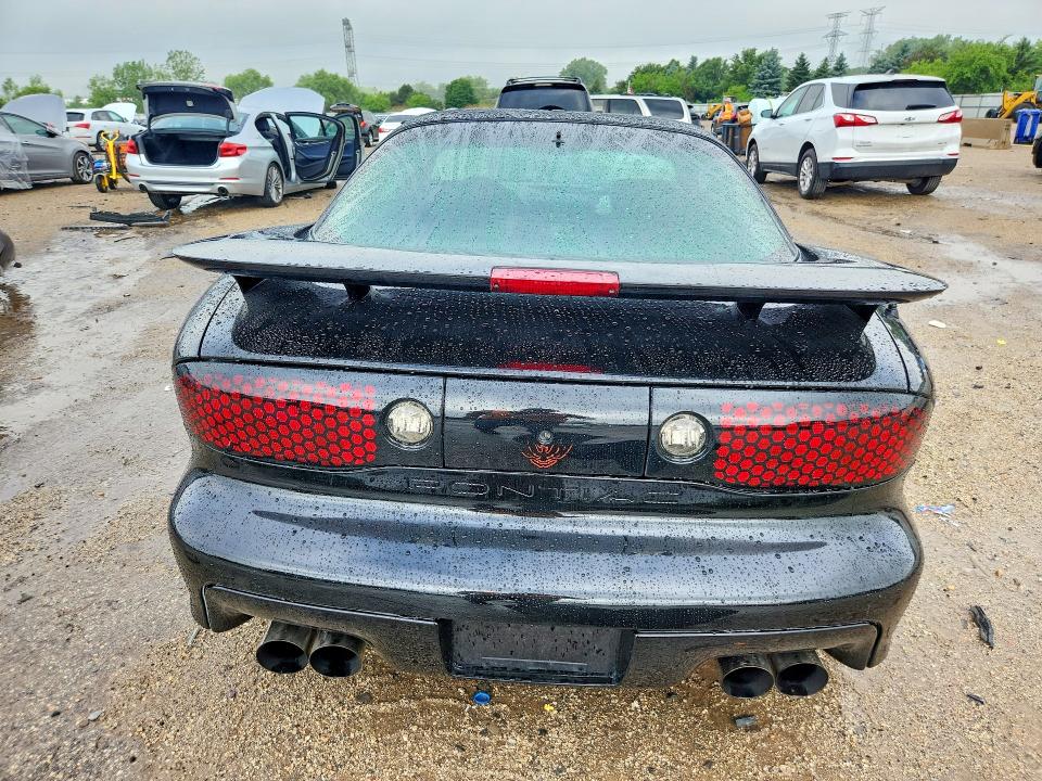 2000 Pontiac Firebird მანქანა იყიდება აუქციონზე, vin: 2G2FV22G1Y2165930, აუქციონის ნომერი: 56428936