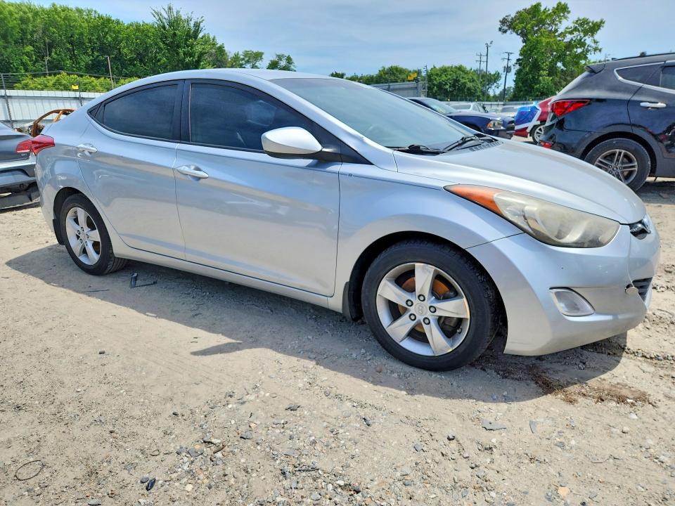 55816356 :رقم المزاد ، 5NPDH4AE0DH440434 vin ، 2013 Hyundai Elantra مزاد بيع