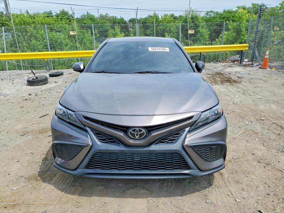 Продаж на аукціоні авто 2021 Toyota Camry, vin: 4T1G11AK6MU407056, номер лоту: 56644296