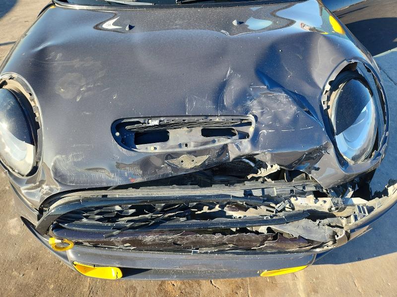 Продажа на аукционе авто 2015 Mini Cooper, vin: WMWXP7C55F2C60143, номер лота: 54625526