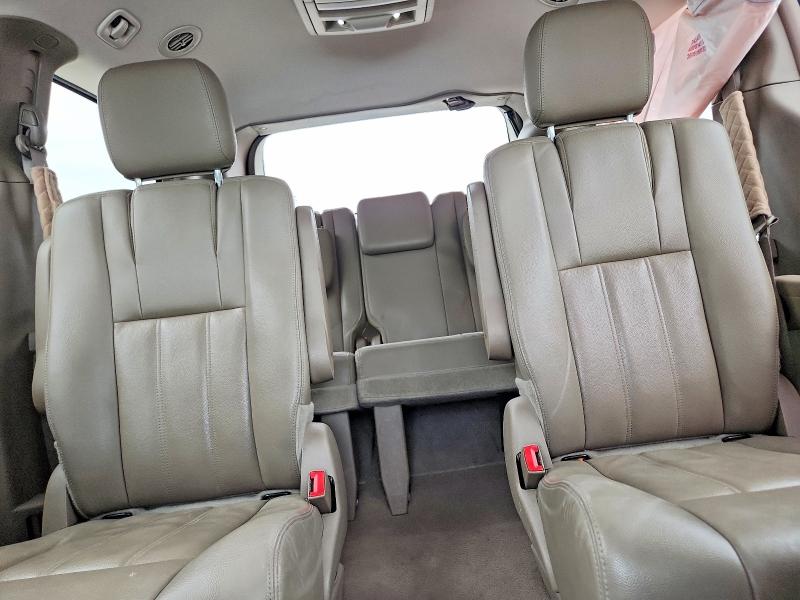 56145536 :رقم المزاد ، 2C4RC1BG8FR751490 vin ، 2015 Chrysler Town & Country مزاد بيع