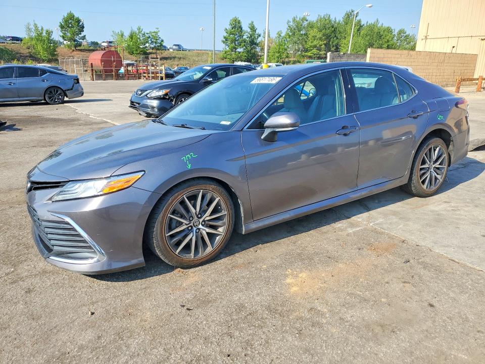 Продаж на аукціоні авто 2022 Toyota Camry, vin: 4T1F11AK5NU070747, номер лоту: 56817186