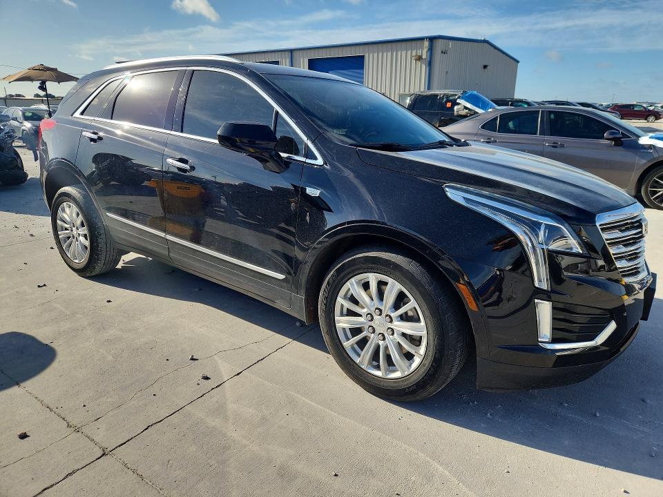 57020416 :رقم المزاد ، 1GYKNARS8KZ235338 vin ، 2019 Cadillac Xt5 مزاد بيع