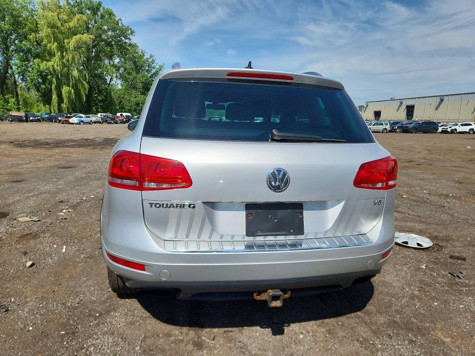 2012 Volkswagen Touareg მანქანა იყიდება აუქციონზე, vin: WVGEF9BP3CD010632, აუქციონის ნომერი: 57697666