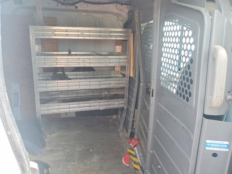 85454215 :رقم المزاد ، 1FTNE1ZM8FKA79062 vin ، 2015 Ford Transit مزاد بيع