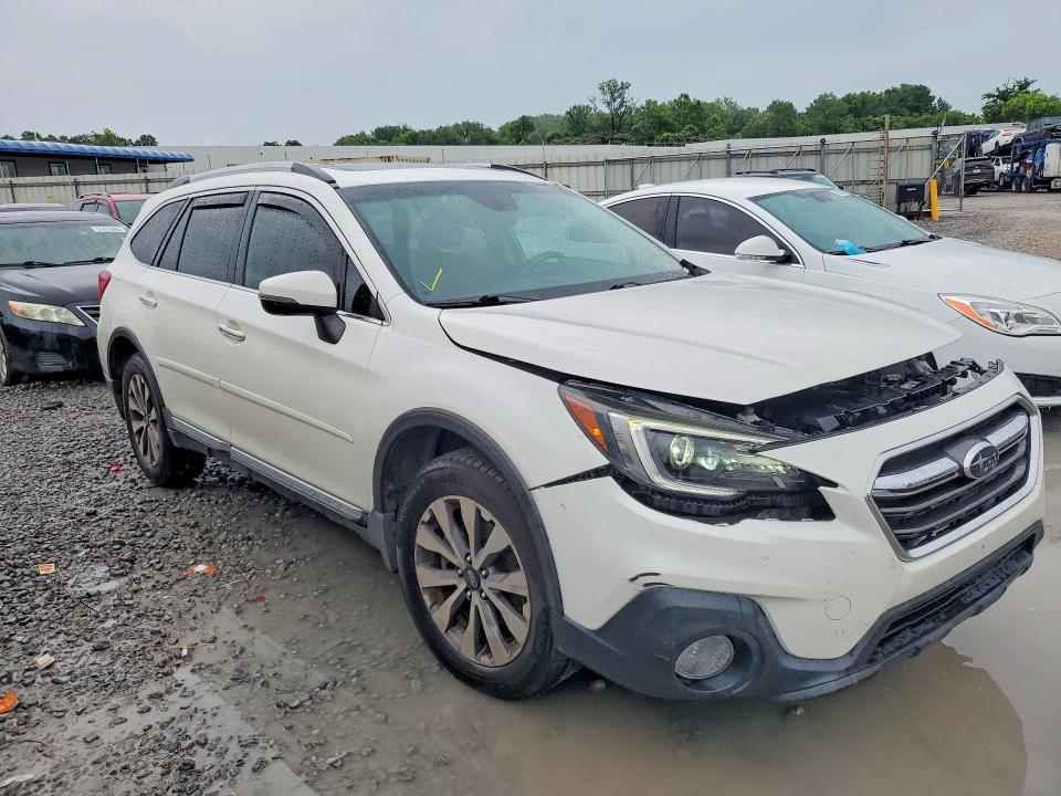 57567746 :رقم المزاد ، 4S4BSATCXJ3246631 vin ، 2018 Subaru Outback مزاد بيع
