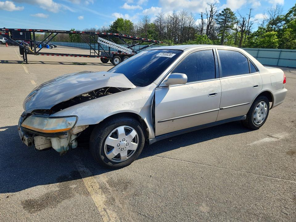 Продаж на аукціоні авто 1998 Honda Accord, vin: 1HGCG5647WA153432, номер лоту: 57556836