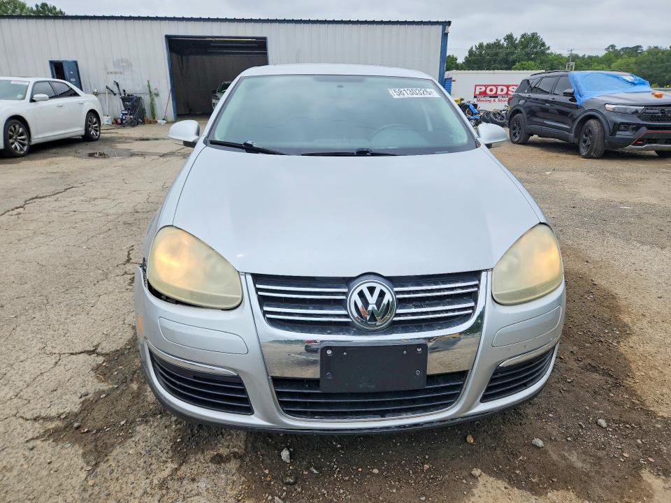 2010 Volkswagen Jetta მანქანა იყიდება აუქციონზე, vin: 3VWRZ7AJ5AM016669, აუქციონის ნომერი: 58130326