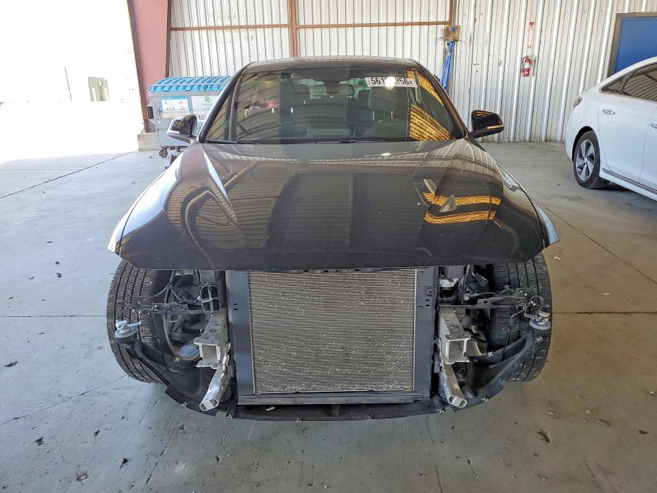56120356 :رقم المزاد ، WBA8B9G5XHNU51855 vin ، 2017 Bmw 330 مزاد بيع