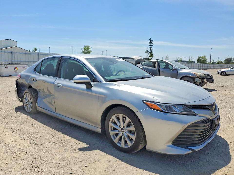 2019 Toyota Camry მანქანა იყიდება აუქციონზე, vin: 4T1B11HK2KU790698, აუქციონის ნომერი: 55642176