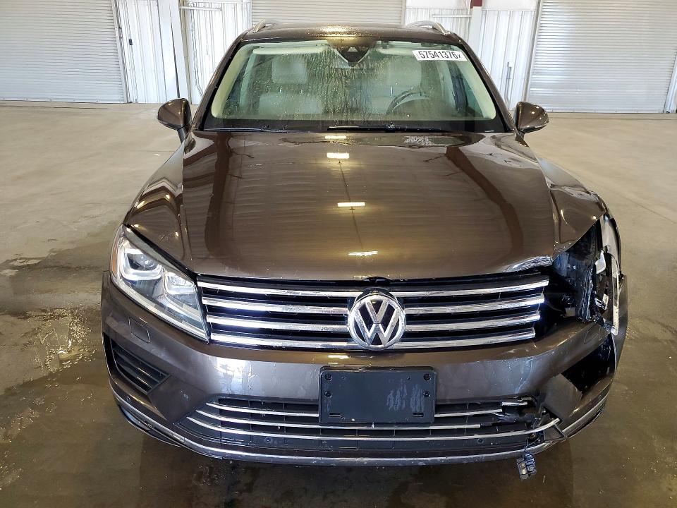 Продаж на аукціоні авто 2015 Volkswagen Touareg, vin: WVGEF9BP2FD001490, номер лоту: 57541376