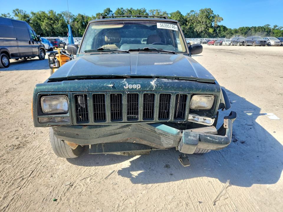 56395746 :رقم المزاد ، 1J4FF58SX1L621476 vin ، 2001 Jeep Cherokee مزاد بيع
