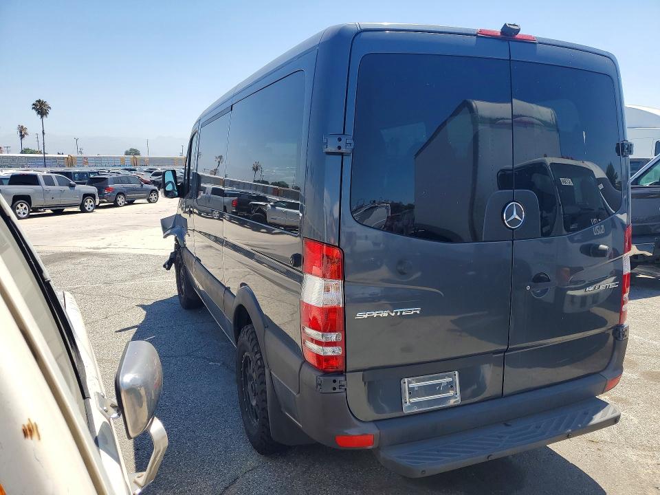 57261116 :رقم المزاد ، WDZPE7DC2E5904052 vin ، 2014 Mercedes-benz Sprinter مزاد بيع