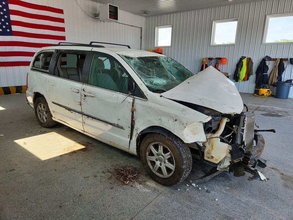 56167706 :رقم المزاد ، 2A4RR5DGXBR664651 vin ، 2011 Chrysler Town & Country مزاد بيع
