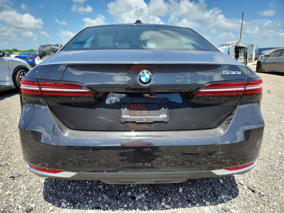 57251936 :رقم المزاد ، WBA43FJ01SCU59689 vin ، 2025 Bmw 530 مزاد بيع