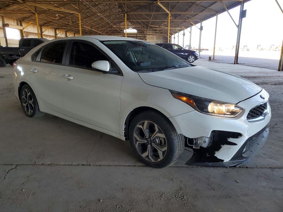 2020 Kia Forte მანქანა იყიდება აუქციონზე, vin: 3KPF24AD0LE260665, აუქციონის ნომერი: 55691486