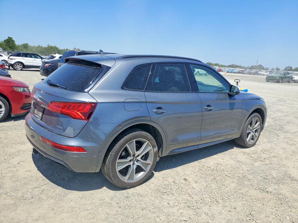 57954856 :رقم المزاد ، WA1CNAFY6K2084893 vin ، 2019 Audi Q5 مزاد بيع