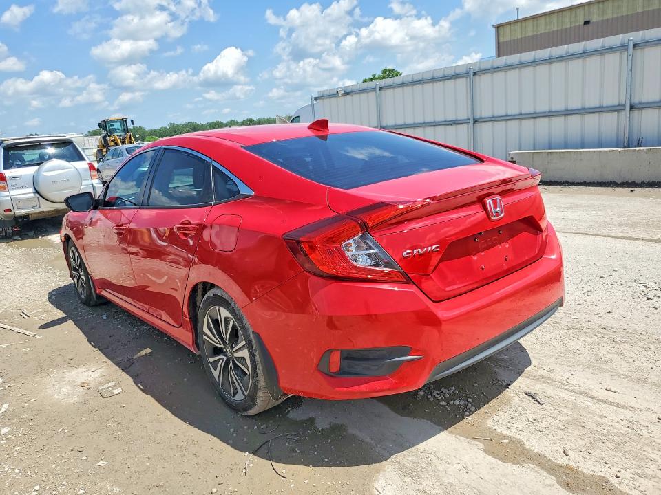 55836466 :رقم المزاد ، 2HGFC1F32GH638878 vin ، 2016 Honda Civic مزاد بيع